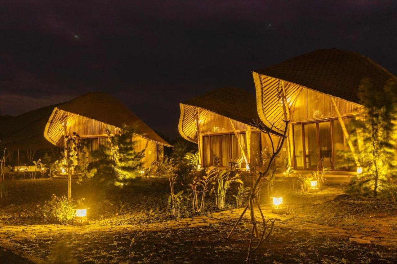 Tanoma Sumba Hotell Maujawa Eksteriør bilde