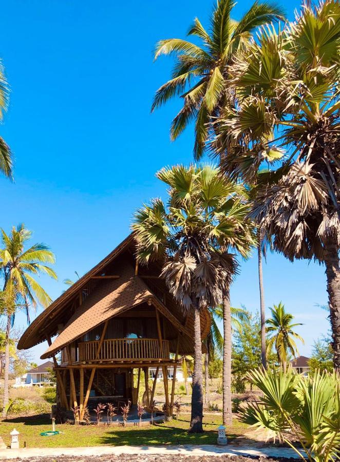 Tanoma Sumba Hotell Maujawa Eksteriør bilde