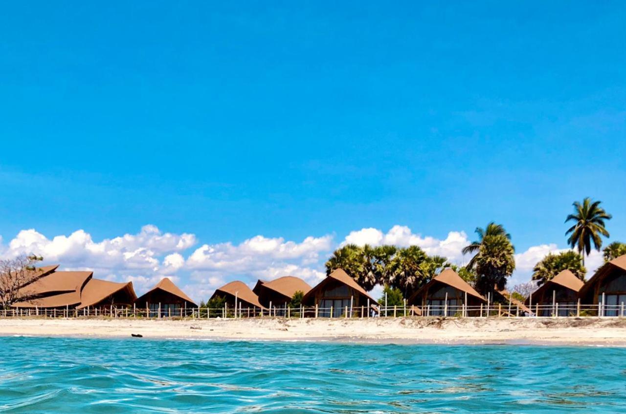 Tanoma Sumba Hotell Maujawa Eksteriør bilde